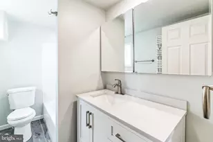 1210 S 11th St, Philadelphia, PA 19147 - Photo 9