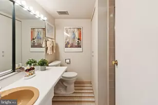 36 St James Ct, Philadelphia, PA 19106 - Photo 11