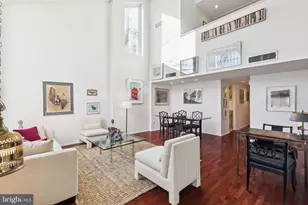 36 St James Ct, Philadelphia, PA 19106 - Photo 3