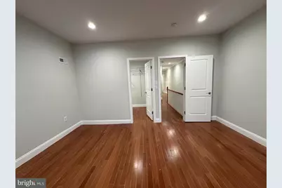 916 Snyder Avenue, Philadelphia, PA 19148 - Photo 5