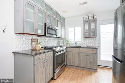 2111 Manton Street, Philadelphia, PA 19146 - Photo 7