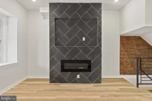 440 E Walnut Ln, Philadelphia, PA 19144 - Photo 5