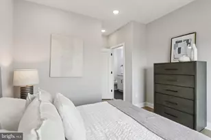 1814 E Moyamensing Ave, Philadelphia, PA 19148 - Photo 35