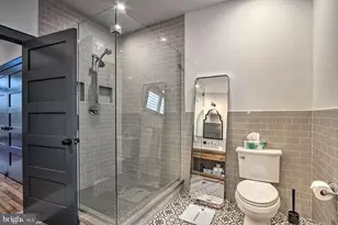 2128 E Firth St, Philadelphia, PA 19125 - Photo 11