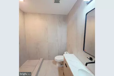 714 Chestnut Street #4F, Philadelphia, PA 19106 - Photo 13