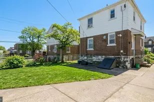 2035 Ripley St, Philadelphia, PA 19152 - Photo 7