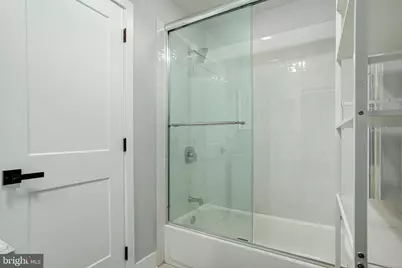 2526 E Albert Street, Philadelphia, PA 19125 - Photo 15