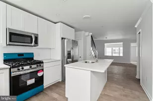 2041 S Bucknell St, Philadelphia, PA 19145 - Photo 33