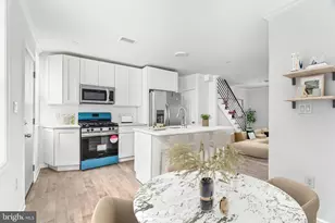 2041 S Bucknell St, Philadelphia, PA 19145 - Photo 3