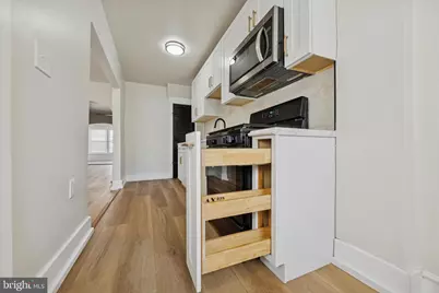 2038 S Redfield Street, Philadelphia, PA 19143 - Photo 9