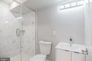 2216 Emerald St, Philadelphia, PA 19125 - Photo 19