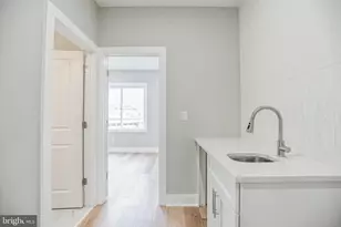 2216 Emerald St, Philadelphia, PA 19125 - Photo 19