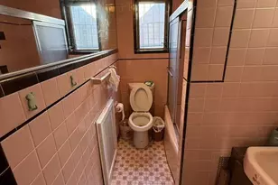 1733 S 9th St, Philadelphia, PA 19148 - Photo 11