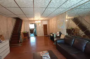 1733 S 9th St, Philadelphia, PA 19148 - Photo 5