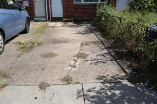 3033 Dowitcher Pl, Philadelphia, PA 19142 - Photo 11