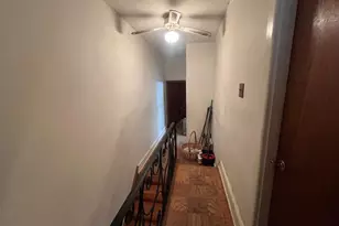 2441 Carpenter St, Philadelphia, PA 19146 - Photo 27