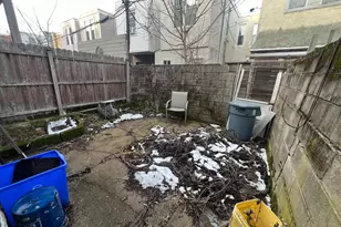 2441 Carpenter St, Philadelphia, PA 19146 - Photo 31