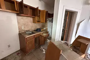 221 W Apsley St, Philadelphia, PA 19144 - Photo 13