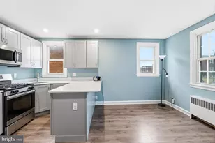 7318 Frontenac St, Philadelphia, PA 19111 - Photo 3