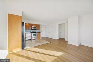 200 Lombard St, Philadelphia, PA 19147 - Photo 3