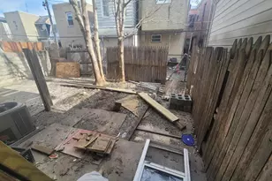 2437 S Reese St, Philadelphia, PA 19148 - Photo 11