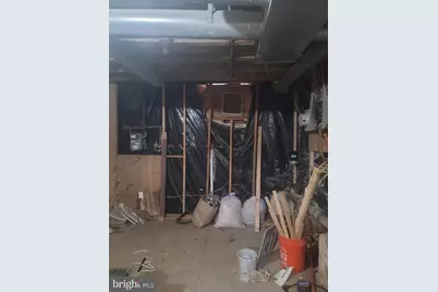 2437 S Reese Street, Philadelphia, PA 19148 - Photo 9