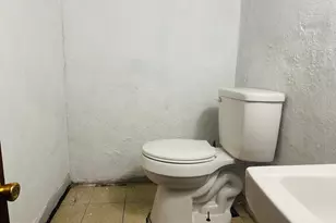 2305 S 9th St, Philadelphia, PA 19148 - Photo 13