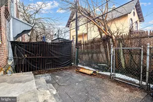 5554 Crowson St, Philadelphia, PA 19144 - Photo 23