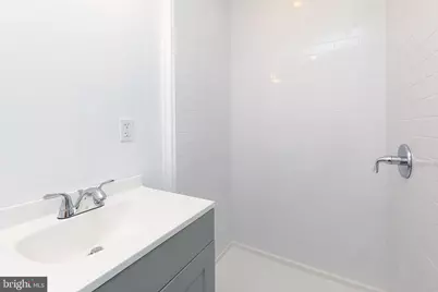 1841 N 33rd Street, Philadelphia, PA 19121 - Photo 9