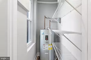 256 S 11th St, Philadelphia, PA 19107 - Photo 7