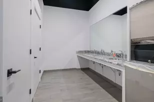 1825 Callowhill St, Philadelphia, PA 19130 - Photo 49