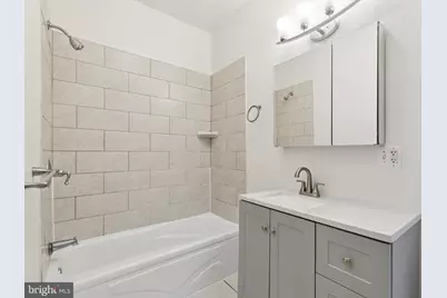 2219 N 10th Street, Philadelphia, PA 19133 - Photo 11