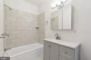 2219 N 10th St, Philadelphia, PA 19133 - Photo 11