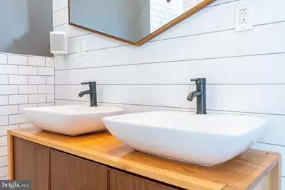 1640 S Chadwick Street, Philadelphia, PA 19145 - Photo 19