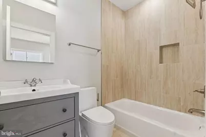 1436 Parrish Street #D, Philadelphia, PA 19130 - Photo 11