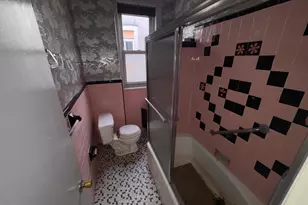 5813 Pemberton St, Philadelphia, PA 19143 - Photo 9