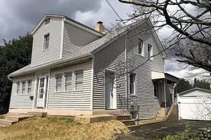 1715 Rhawn St, Philadelphia, PA 19111 - Photo 3