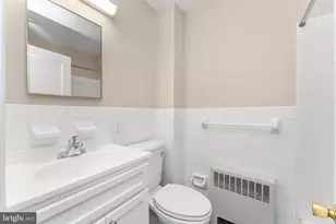 5346 Chew Ave, Philadelphia, PA 19138 - Photo 15