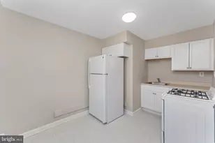 5346 Chew Ave, Philadelphia, PA 19138 - Photo 9