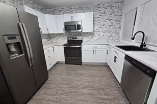 4444 Fleming St, Philadelphia, PA 19128 - Photo 9