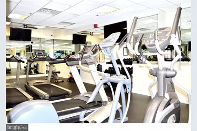 1811 Chestnut Street #UNIT 404, Philadelphia, PA 19103 - Photo 13