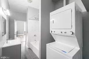 1933 Spring Garden St, Philadelphia, PA 19130 - Photo 13