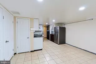 2421 Vista St, Philadelphia, PA 19152 - Photo 23