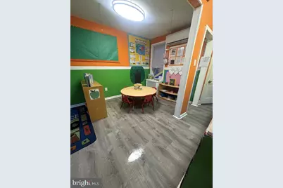 433 E Wyoming Avenue, Philadelphia, PA 19120 - Photo 5