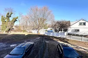 219 Longshore Ave, Philadelphia, PA 19111 - Photo 11