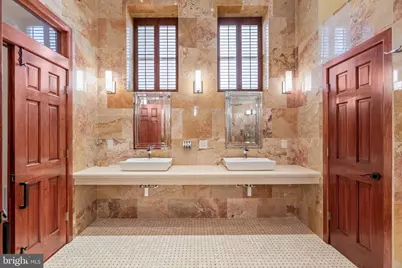 802 Locust Street #201, Philadelphia, PA 19107 - Photo 41