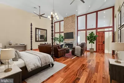 802 Locust Street #201, Philadelphia, PA 19107 - Photo 35