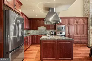 802 Locust St, Philadelphia, PA 19107 - Photo 1