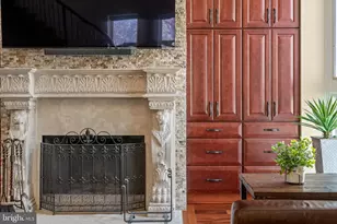 802 Locust St, Philadelphia, PA 19107 - Photo 15