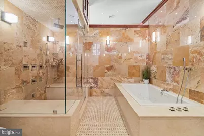 802 Locust Street #201, Philadelphia, PA 19107 - Photo 43